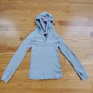 Gap girls long sleeve hooded shirt